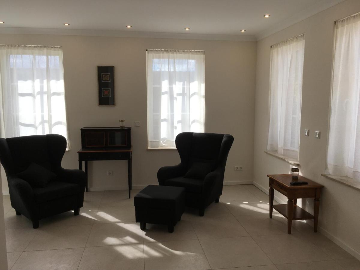 Grosszuegiges Appartement -Ruhig Und Doch Zentral Odenthal Exterior foto